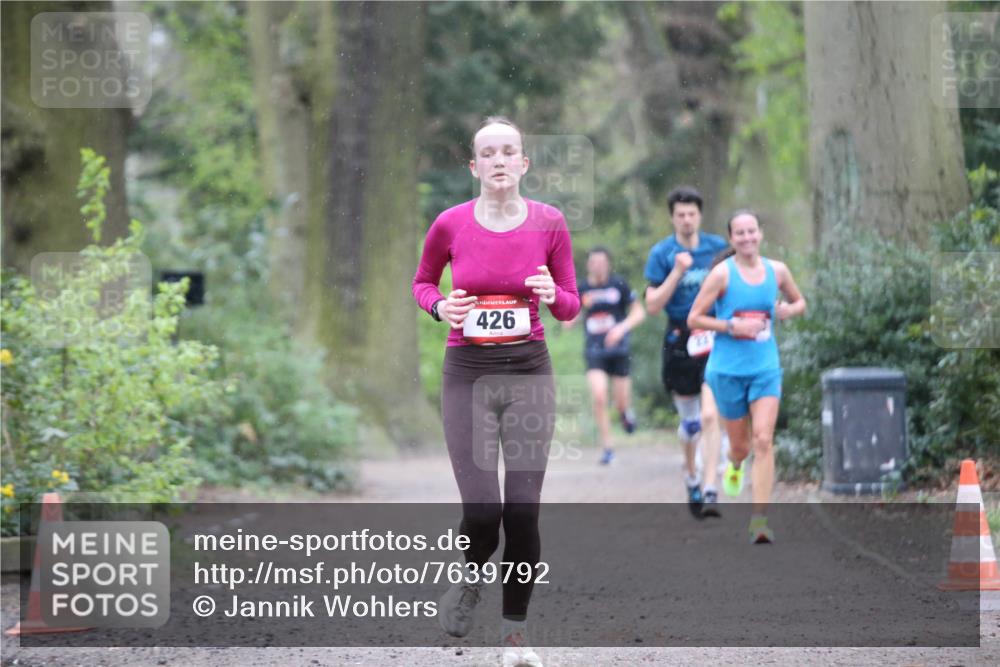 13.04.2025 - Hammer Lauf Jannik Wohlers http://msf.ph/oto/7639792 13.04.2025 12:12:42 Laufen 426 meine-sportfotos.de