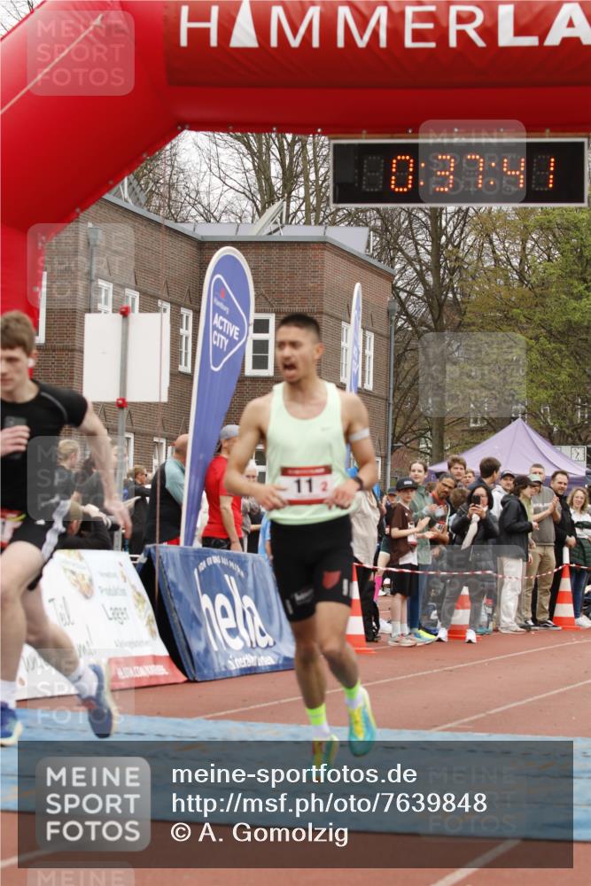 13.04.2025 - Hammer Lauf A. Gomolzig http://msf.ph/oto/7639848 13.04.2025 11:37:39 Ziel 11 meine-sportfotos.de