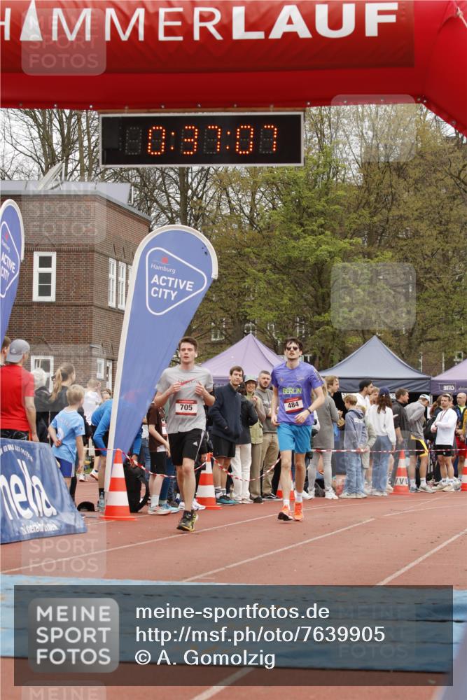 13.04.2025 - Hammer Lauf A. Gomolzig http://msf.ph/oto/7639905 13.04.2025 11:37:06 Ziel 177, 484, 705 meine-sportfotos.de