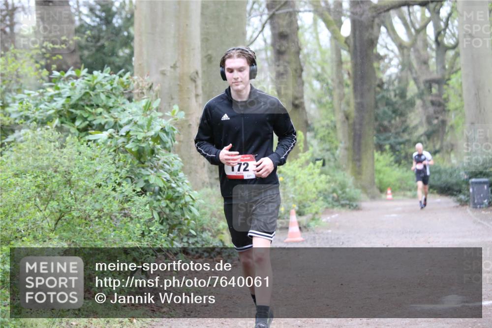 13.04.2025 - Hammer Lauf Jannik Wohlers http://msf.ph/oto/7640061 13.04.2025 12:11:55 Laufen 172, 221 meine-sportfotos.de