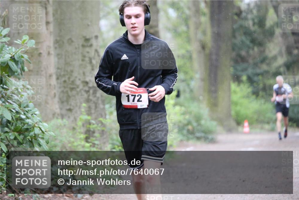 13.04.2025 - Hammer Lauf Jannik Wohlers http://msf.ph/oto/7640067 13.04.2025 12:11:55 Laufen 172, 221 meine-sportfotos.de