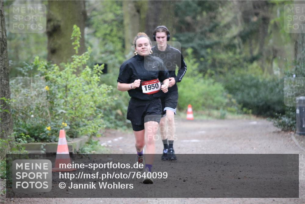 13.04.2025 - Hammer Lauf Jannik Wohlers http://msf.ph/oto/7640099 13.04.2025 12:11:49 Laufen 15, 1950 meine-sportfotos.de