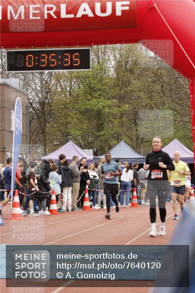 13.04.2025 - Hammer Lauf A. Gomolzig http://msf.ph/oto/7640120 13.04.2025 11:35:33 Ziel 654, 1344, 1897 meine-sportfotos.de