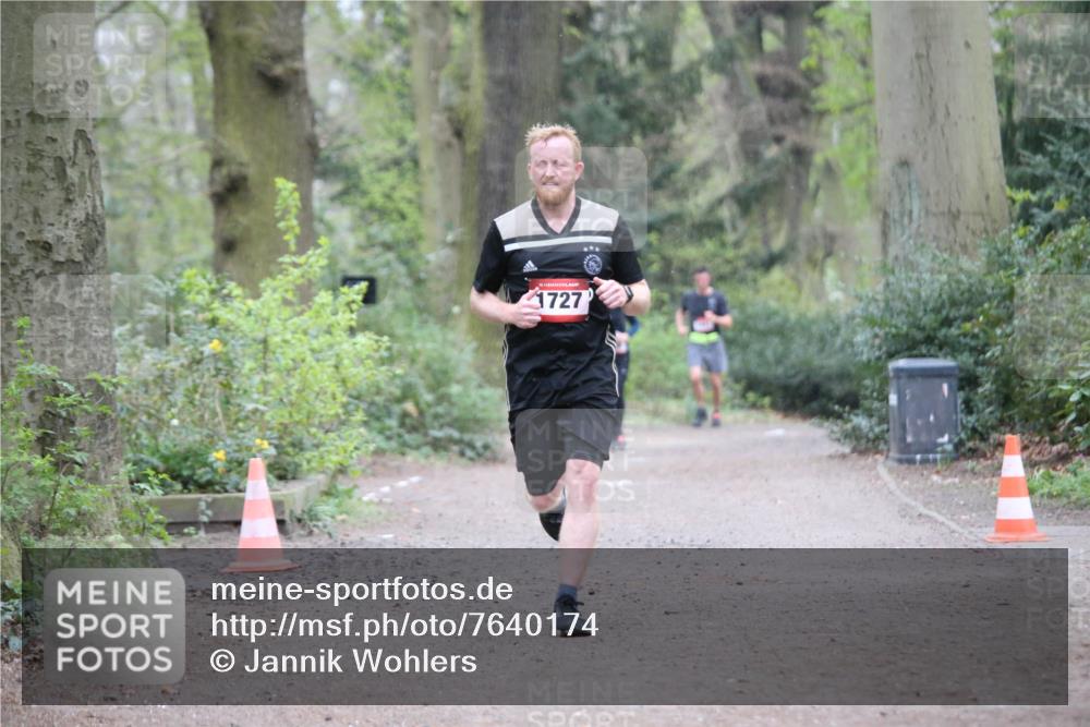 13.04.2025 - Hammer Lauf Jannik Wohlers http://msf.ph/oto/7640174 13.04.2025 12:11:28 Laufen 1727 meine-sportfotos.de