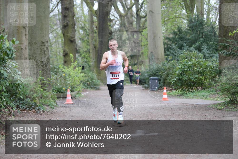 13.04.2025 - Hammer Lauf Jannik Wohlers http://msf.ph/oto/7640202 13.04.2025 12:11:25 Laufen 1837 meine-sportfotos.de