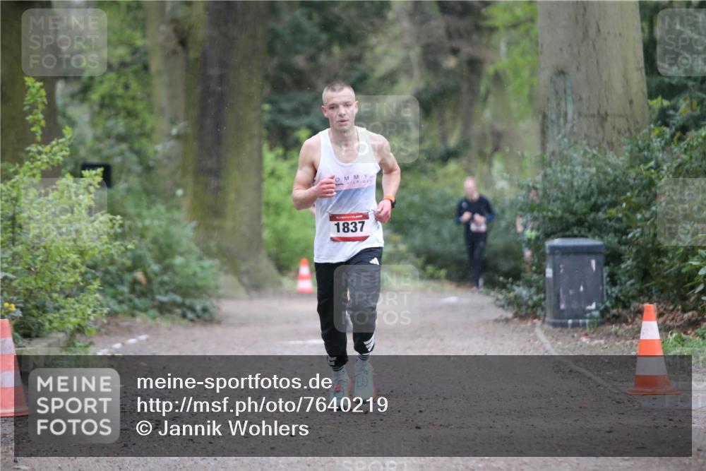 13.04.2025 - Hammer Lauf Jannik Wohlers http://msf.ph/oto/7640219 13.04.2025 12:11:23 Laufen 15, 1837 meine-sportfotos.de