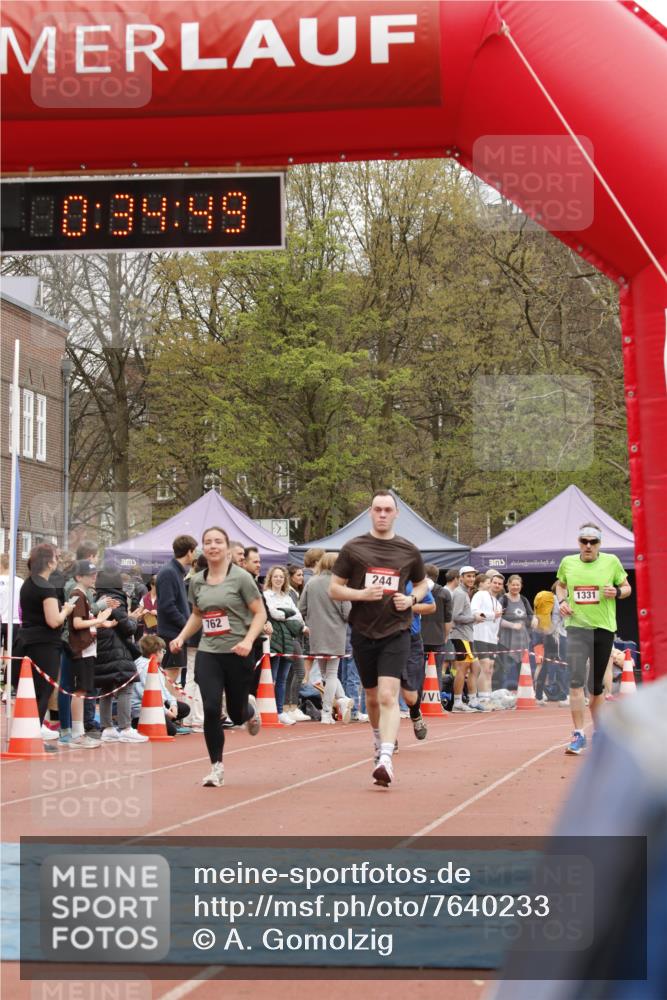 13.04.2025 - Hammer Lauf A. Gomolzig http://msf.ph/oto/7640233 13.04.2025 11:34:47 Ziel 244, 287, 762, 923, 1208, 1331 meine-sportfotos.de