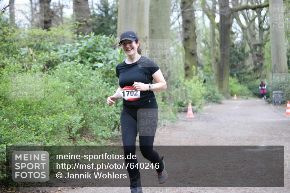 13.04.2025 - Hammer Lauf Jannik Wohlers http://msf.ph/oto/7640246 13.04.2025 12:10:53 Laufen 1702 meine-sportfotos.de