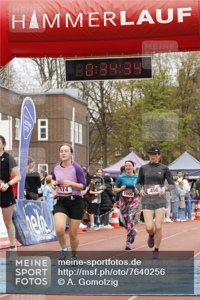 13.04.2025 - Hammer Lauf A. Gomolzig http://msf.ph/oto/7640256 13.04.2025 11:34:33 Ziel 174, 456, 459, 1776, 1946, 1947 meine-sportfotos.de