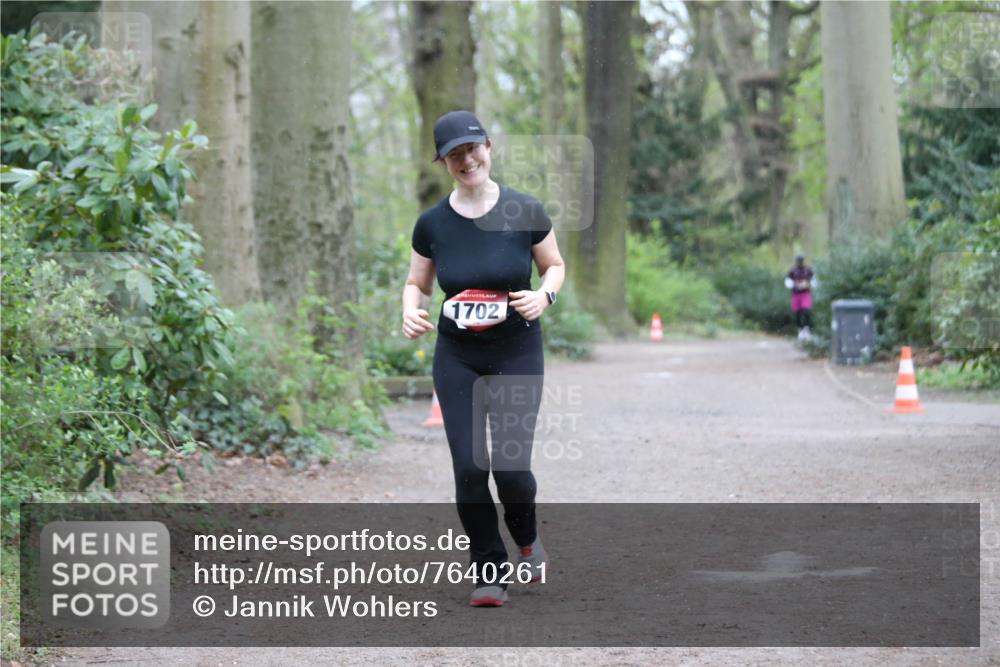 13.04.2025 - Hammer Lauf Jannik Wohlers http://msf.ph/oto/7640261 13.04.2025 12:10:52 Laufen 1702 meine-sportfotos.de