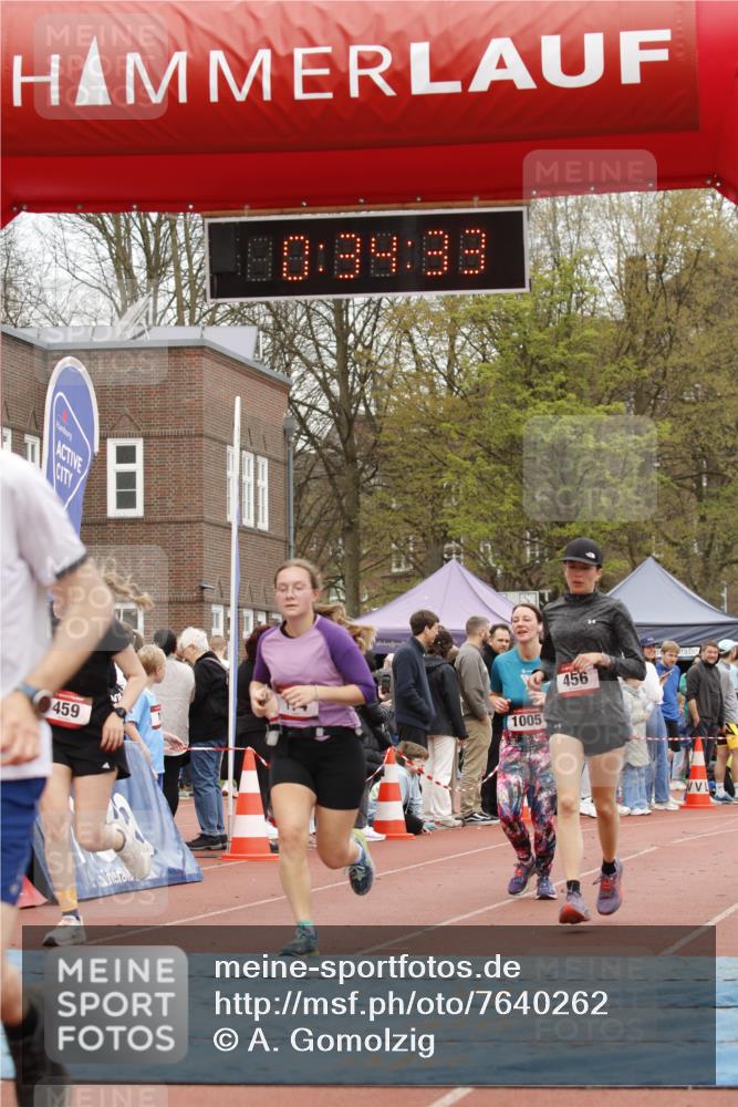 13.04.2025 - Hammer Lauf A. Gomolzig http://msf.ph/oto/7640262 13.04.2025 11:34:32 Ziel 174, 456, 459, 1776, 1946, 1947 meine-sportfotos.de