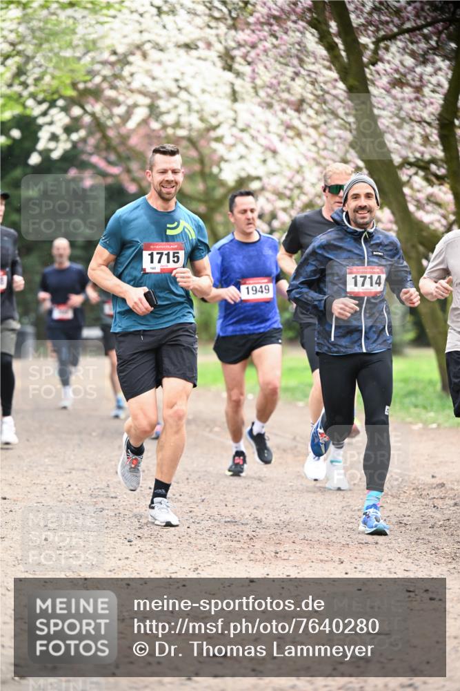 13.04.2025 - Hammer Lauf Dr. Thomas Lammeyer http://msf.ph/oto/7640280 13.04.2025 10:09:23 Laufen 15, 1715, 1949, 15, 1714 meine-sportfotos.de