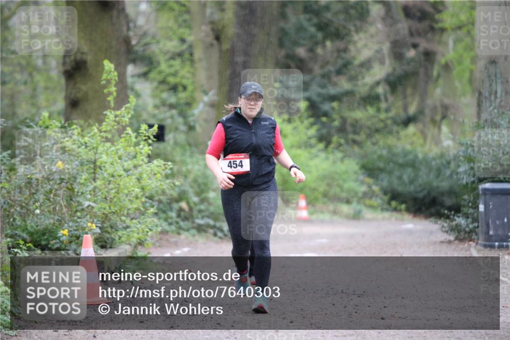 13.04.2025 - Hammer Lauf Jannik Wohlers http://msf.ph/oto/7640303 13.04.2025 12:10:46 Laufen 454 meine-sportfotos.de