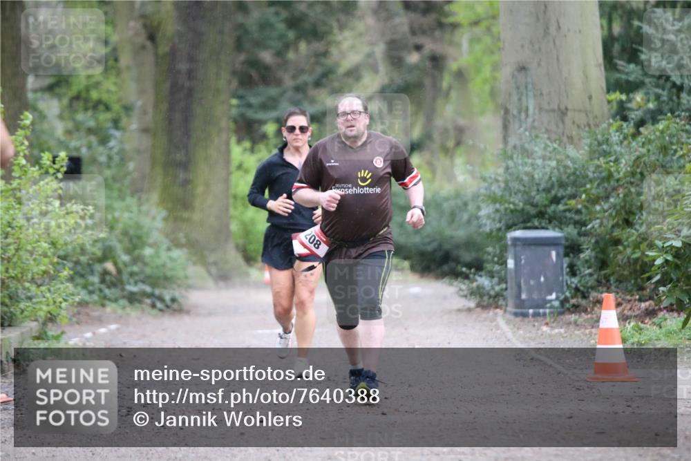 13.04.2025 - Hammer Lauf Jannik Wohlers http://msf.ph/oto/7640388 13.04.2025 12:10:20 Laufen 208 meine-sportfotos.de