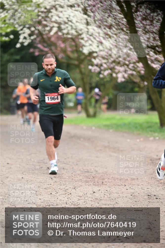 13.04.2025 - Hammer Lauf Dr. Thomas Lammeyer http://msf.ph/oto/7640419 13.04.2025 10:09:29 Laufen 1964 meine-sportfotos.de