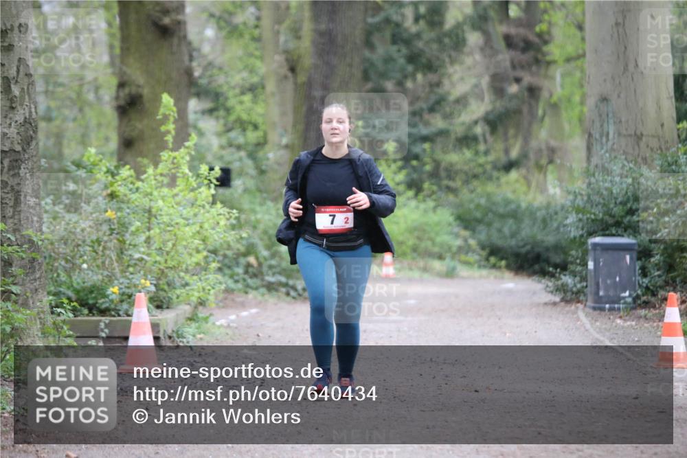 13.04.2025 - Hammer Lauf Jannik Wohlers http://msf.ph/oto/7640434 13.04.2025 12:09:51 Laufen 7, 2 meine-sportfotos.de