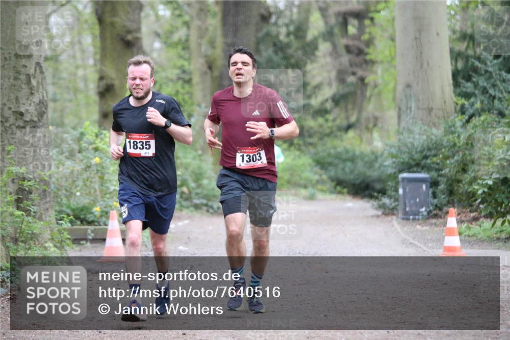 13.04.2025 - Hammer Lauf Jannik Wohlers http://msf.ph/oto/7640516 13.04.2025 12:09:24 Laufen 1835, 215, 1303, 193 meine-sportfotos.de