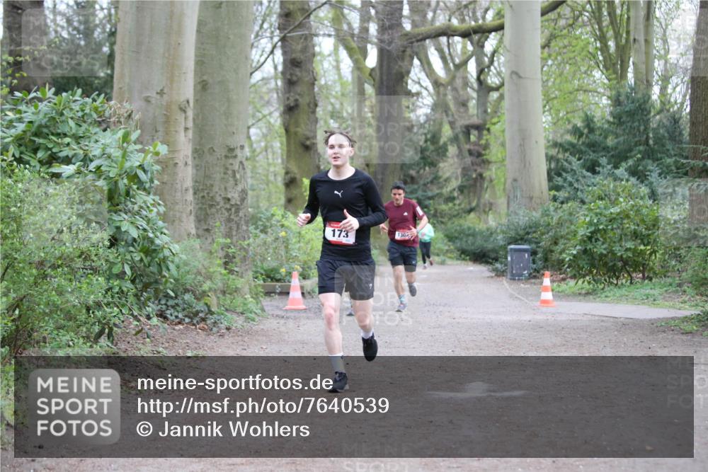 13.04.2025 - Hammer Lauf Jannik Wohlers http://msf.ph/oto/7640539 13.04.2025 12:09:22 Laufen 173, 130 meine-sportfotos.de