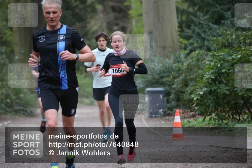 13.04.2025 - Hammer Lauf Jannik Wohlers http://msf.ph/oto/7640848 13.04.2025 10:05:36 Laufen 15, 1066 meine-sportfotos.de