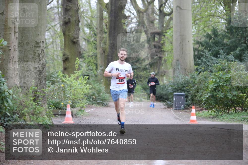 13.04.2025 - Hammer Lauf Jannik Wohlers http://msf.ph/oto/7640859 13.04.2025 12:08:29 Laufen 485 meine-sportfotos.de