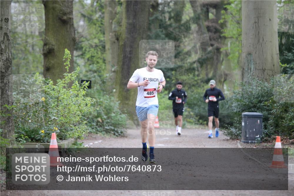 13.04.2025 - Hammer Lauf Jannik Wohlers http://msf.ph/oto/7640873 13.04.2025 12:08:28 Laufen 485 meine-sportfotos.de