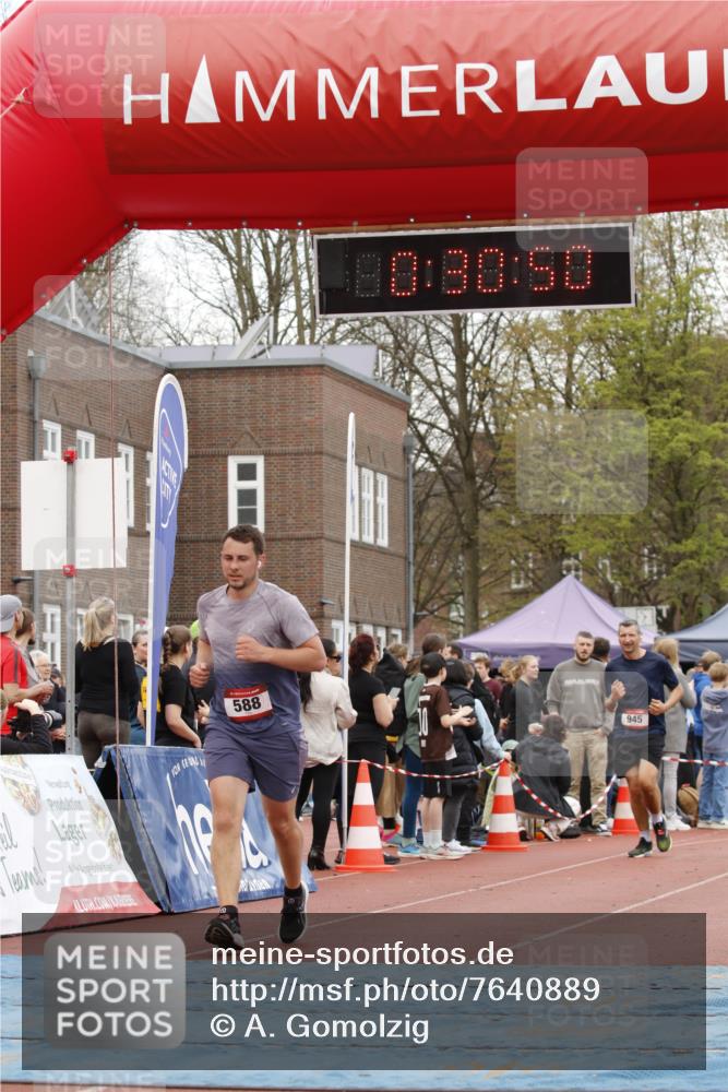 13.04.2025 - Hammer Lauf A. Gomolzig http://msf.ph/oto/7640889 13.04.2025 11:30:49 Ziel 588, 945 meine-sportfotos.de