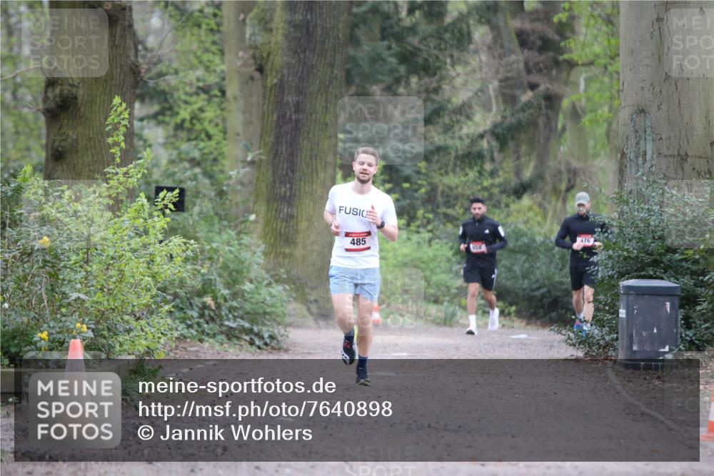 13.04.2025 - Hammer Lauf Jannik Wohlers http://msf.ph/oto/7640898 13.04.2025 12:08:26 Laufen 485, 476 meine-sportfotos.de