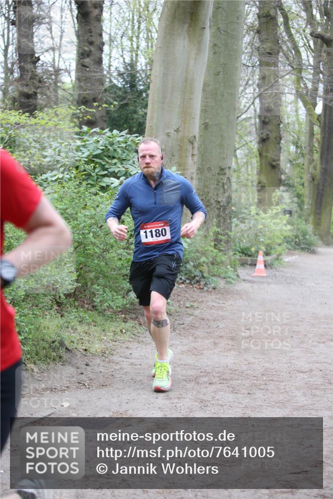 13.04.2025 - Hammer Lauf Jannik Wohlers http://msf.ph/oto/7641005 13.04.2025 10:05:03 Laufen 1180 meine-sportfotos.de