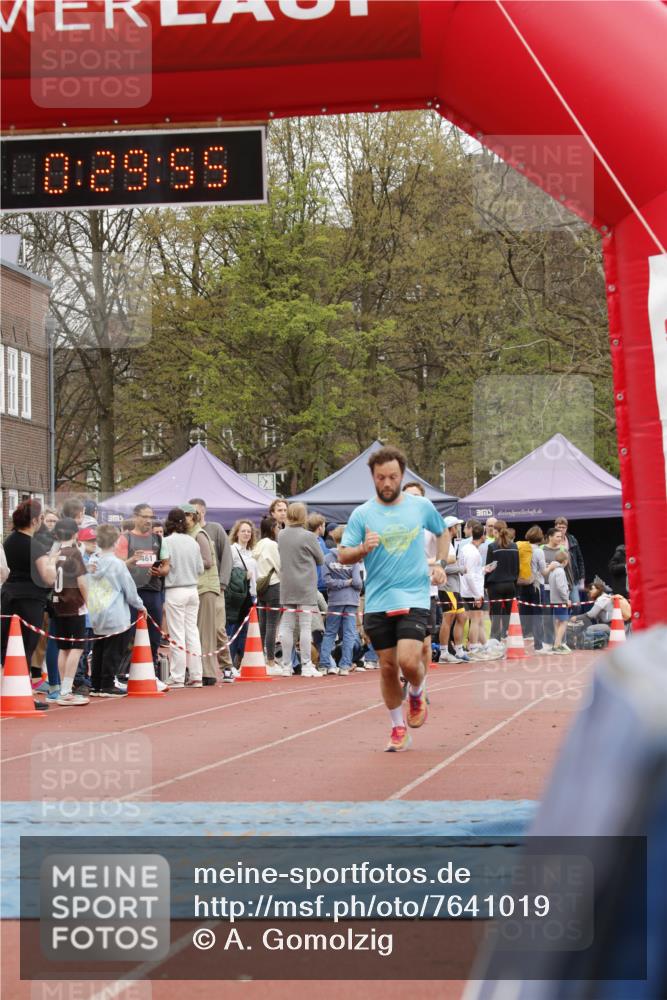 13.04.2025 - Hammer Lauf A. Gomolzig http://msf.ph/oto/7641019 13.04.2025 11:29:54 Ziel 468, 1139 meine-sportfotos.de