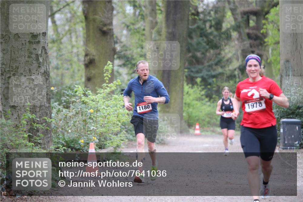 13.04.2025 - Hammer Lauf Jannik Wohlers http://msf.ph/oto/7641036 13.04.2025 10:05:00 Laufen 1180, 350, 1978 meine-sportfotos.de