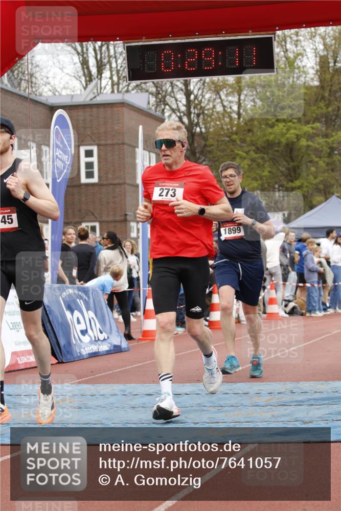 13.04.2025 - Hammer Lauf A. Gomolzig http://msf.ph/oto/7641057 13.04.2025 11:29:09 Ziel 227, 273, 730, 1173, 1174, 1899 meine-sportfotos.de