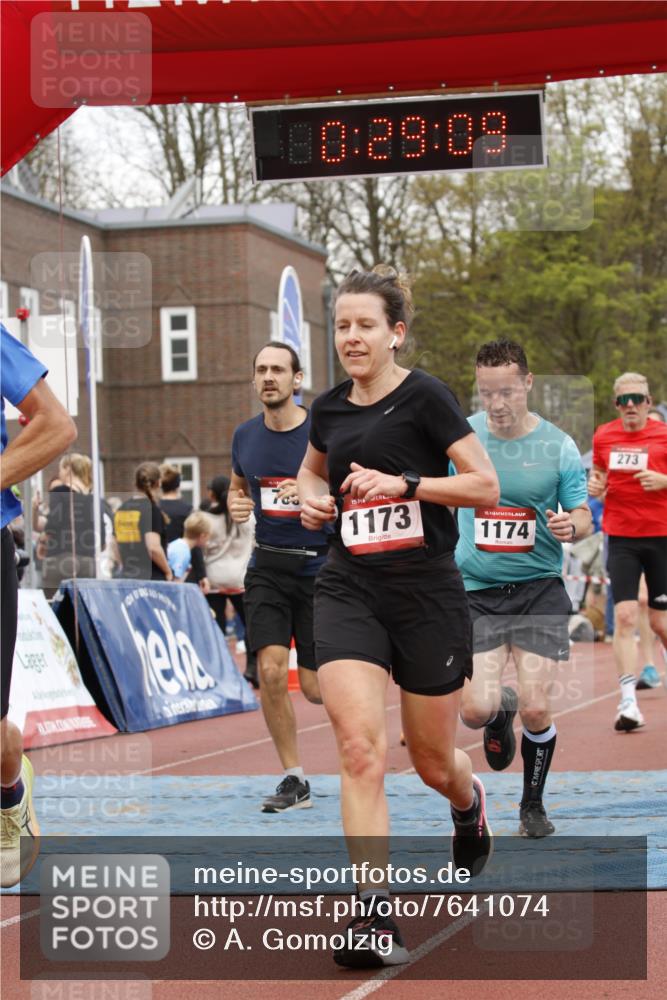 13.04.2025 - Hammer Lauf A. Gomolzig http://msf.ph/oto/7641074 13.04.2025 11:29:07 Ziel 227, 273, 475, 730, 1173, 1174, 1899 meine-sportfotos.de