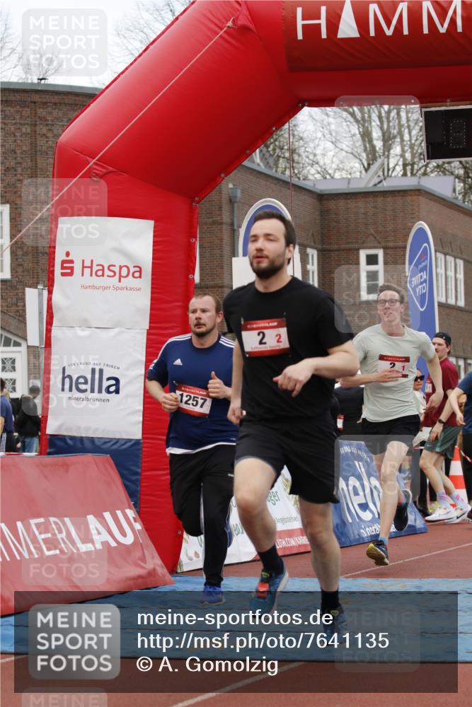 13.04.2025 - Hammer Lauf A. Gomolzig http://msf.ph/oto/7641135 13.04.2025 11:28:51 Ziel 2, 1257, 1804 meine-sportfotos.de