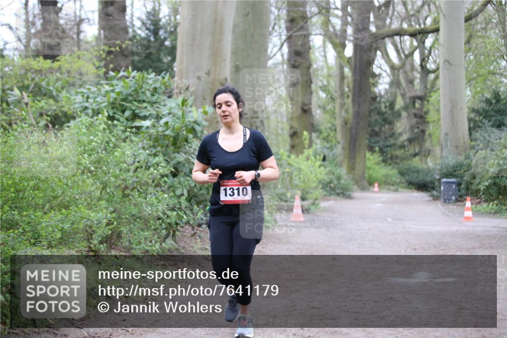 13.04.2025 - Hammer Lauf Jannik Wohlers http://msf.ph/oto/7641179 13.04.2025 12:07:02 Laufen 1310 meine-sportfotos.de
