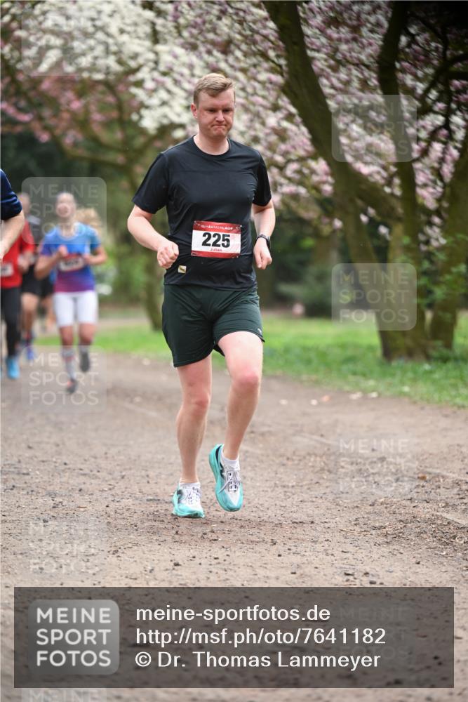 13.04.2025 - Hammer Lauf Dr. Thomas Lammeyer http://msf.ph/oto/7641182 13.04.2025 10:10:01 Laufen 15, 225 meine-sportfotos.de