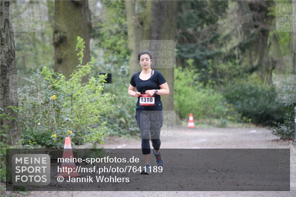 13.04.2025 - Hammer Lauf Jannik Wohlers http://msf.ph/oto/7641189 13.04.2025 12:06:56 Laufen 1310 meine-sportfotos.de