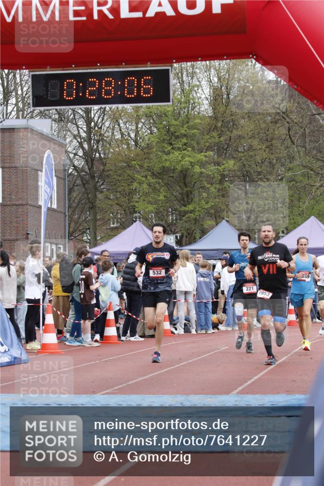 13.04.2025 - Hammer Lauf A. Gomolzig http://msf.ph/oto/7641227 13.04.2025 11:28:05 Ziel 188, 221, 532, 1953, 1989 meine-sportfotos.de