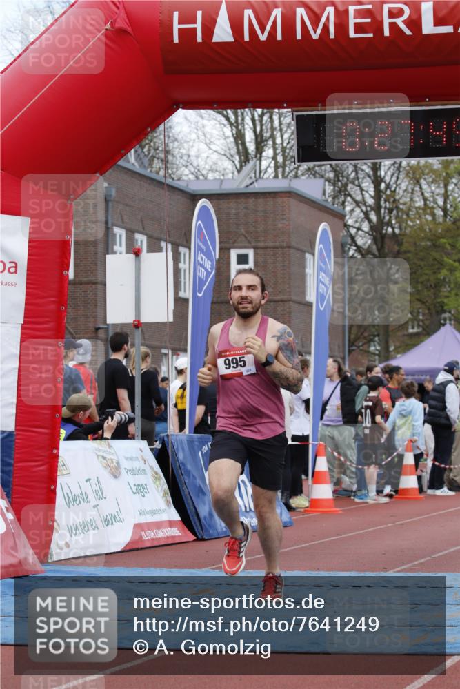 13.04.2025 - Hammer Lauf A. Gomolzig http://msf.ph/oto/7641249 13.04.2025 11:27:44 Ziel 233, 995 meine-sportfotos.de