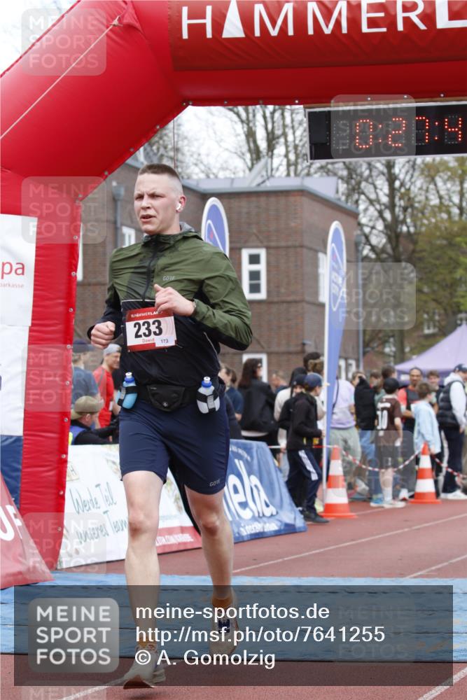 13.04.2025 - Hammer Lauf A. Gomolzig http://msf.ph/oto/7641255 13.04.2025 11:27:41 Ziel 233, 995, 1371, 1940 meine-sportfotos.de