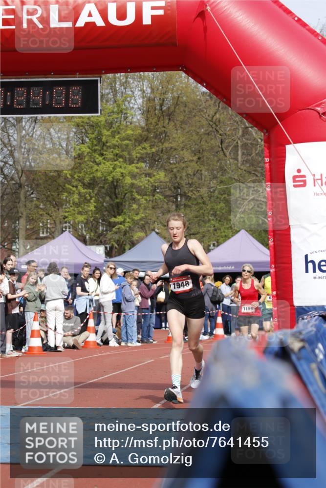 13.04.2025 - Hammer Lauf A. Gomolzig http://msf.ph/oto/7641455 13.04.2025 11:24:05 Ziel 633, 1151, 1948 meine-sportfotos.de