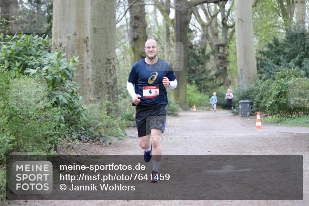 13.04.2025 - Hammer Lauf Jannik Wohlers http://msf.ph/oto/7641459 13.04.2025 12:05:59 Laufen 2 meine-sportfotos.de
