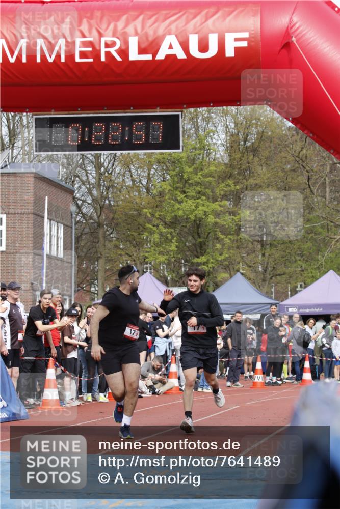 13.04.2025 - Hammer Lauf A. Gomolzig http://msf.ph/oto/7641489 13.04.2025 11:22:55 Ziel 17 meine-sportfotos.de