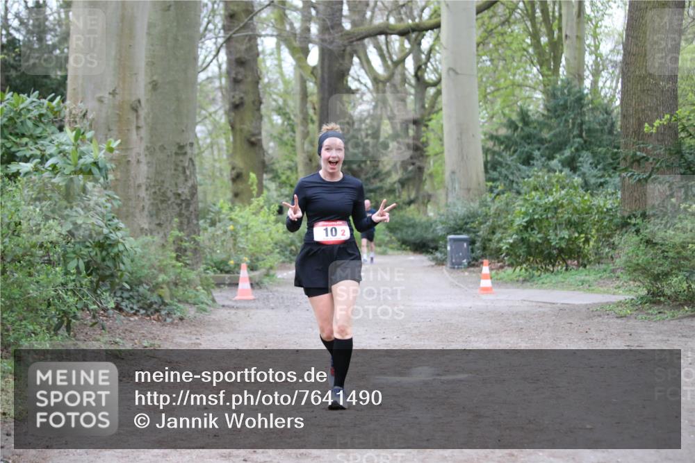 13.04.2025 - Hammer Lauf Jannik Wohlers http://msf.ph/oto/7641490 13.04.2025 12:05:48 Laufen 102 meine-sportfotos.de