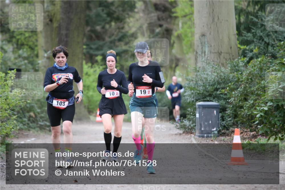 13.04.2025 - Hammer Lauf Jannik Wohlers http://msf.ph/oto/7641528 13.04.2025 12:05:41 Laufen 103, 102, 192 meine-sportfotos.de