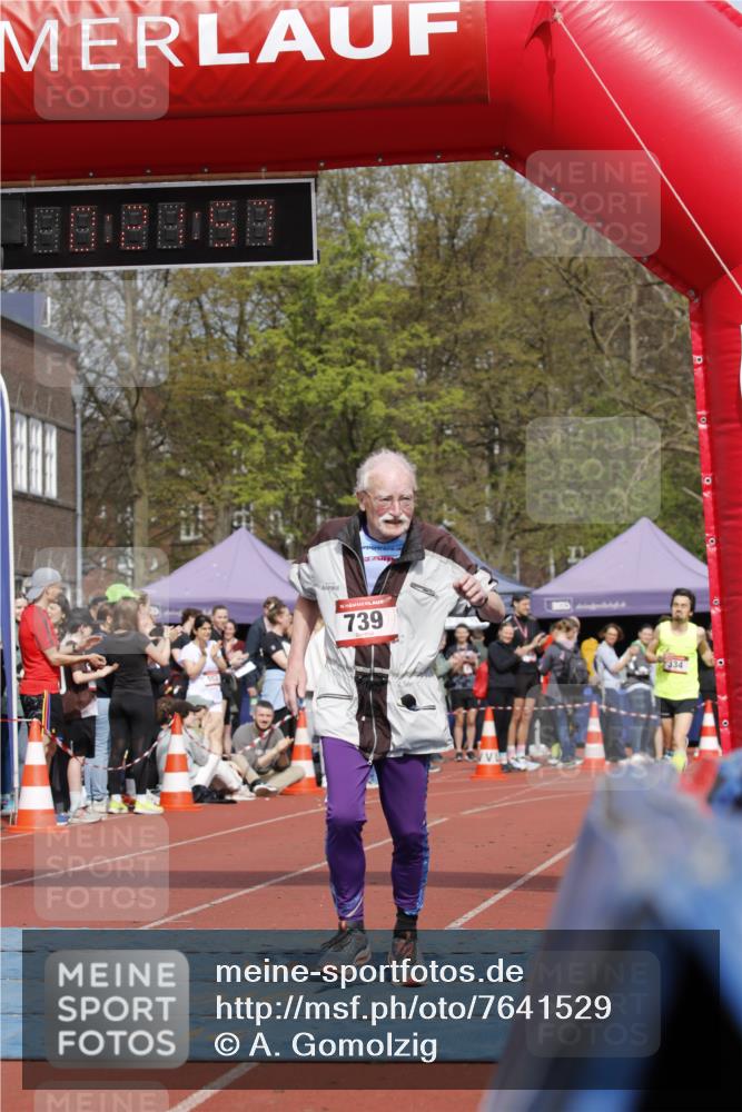 13.04.2025 - Hammer Lauf A. Gomolzig http://msf.ph/oto/7641529 13.04.2025 11:21:56 Ziel 334, 481, 739 meine-sportfotos.de
