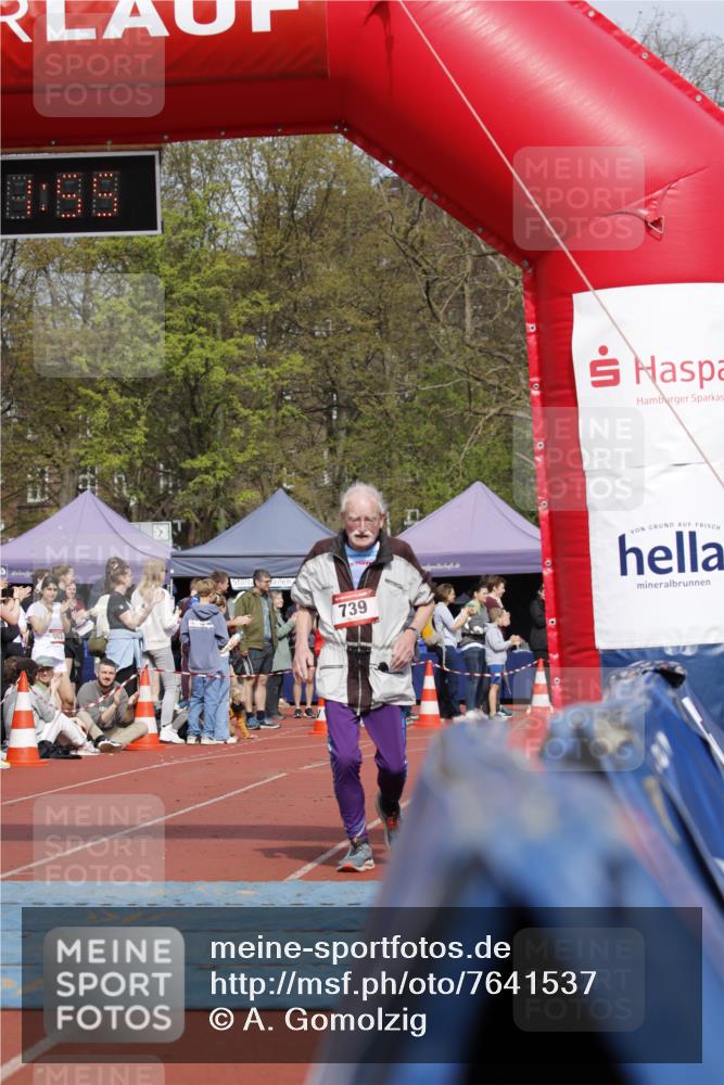 13.04.2025 - Hammer Lauf A. Gomolzig http://msf.ph/oto/7641537 13.04.2025 11:21:54 Ziel 739 meine-sportfotos.de