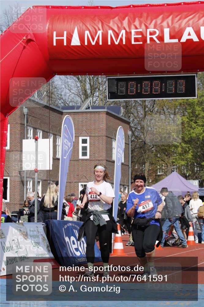 13.04.2025 - Hammer Lauf A. Gomolzig http://msf.ph/oto/7641591 13.04.2025 11:08:16 Ziel 417, 418 meine-sportfotos.de