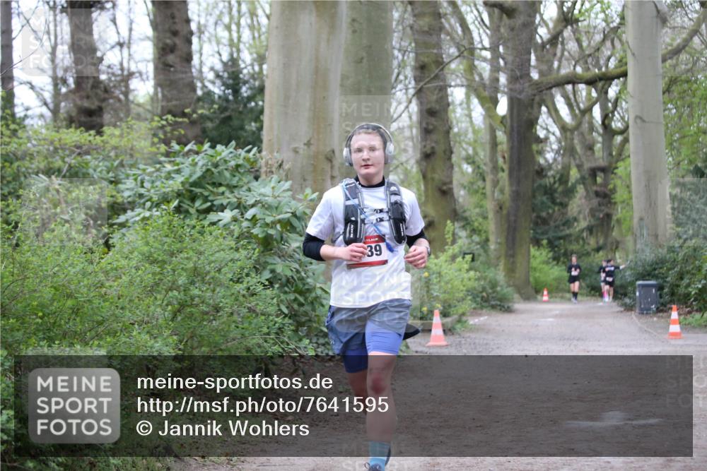13.04.2025 - Hammer Lauf Jannik Wohlers http://msf.ph/oto/7641595 13.04.2025 12:05:29 Laufen 39 meine-sportfotos.de