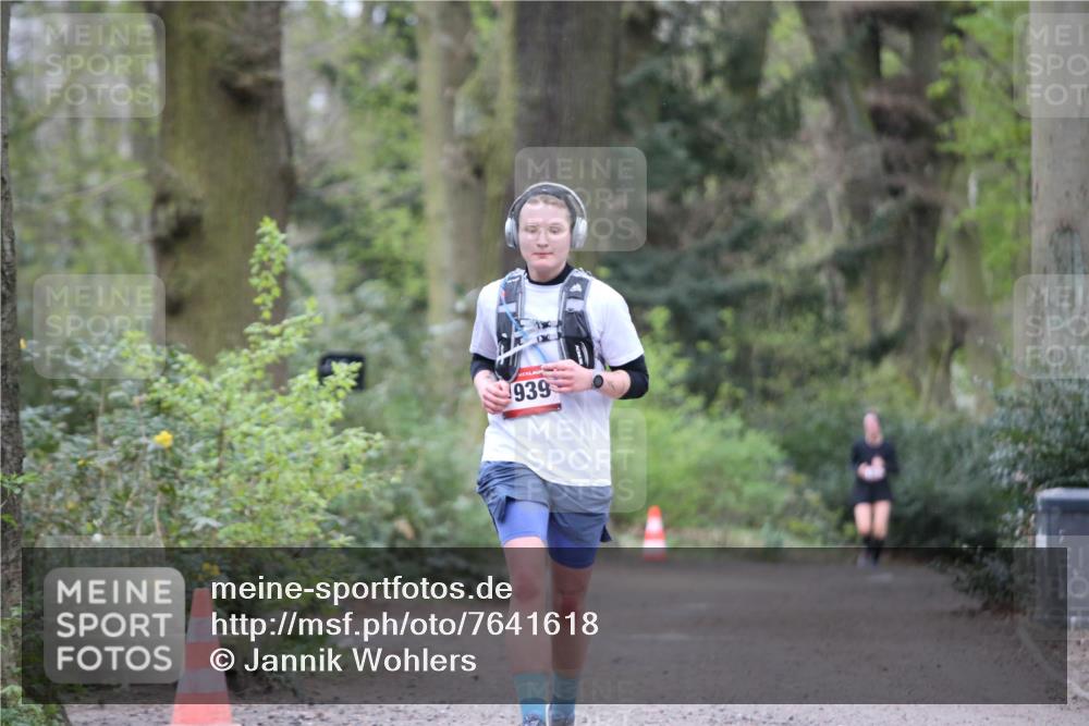 13.04.2025 - Hammer Lauf Jannik Wohlers http://msf.ph/oto/7641618 13.04.2025 12:05:25 Laufen 939 meine-sportfotos.de
