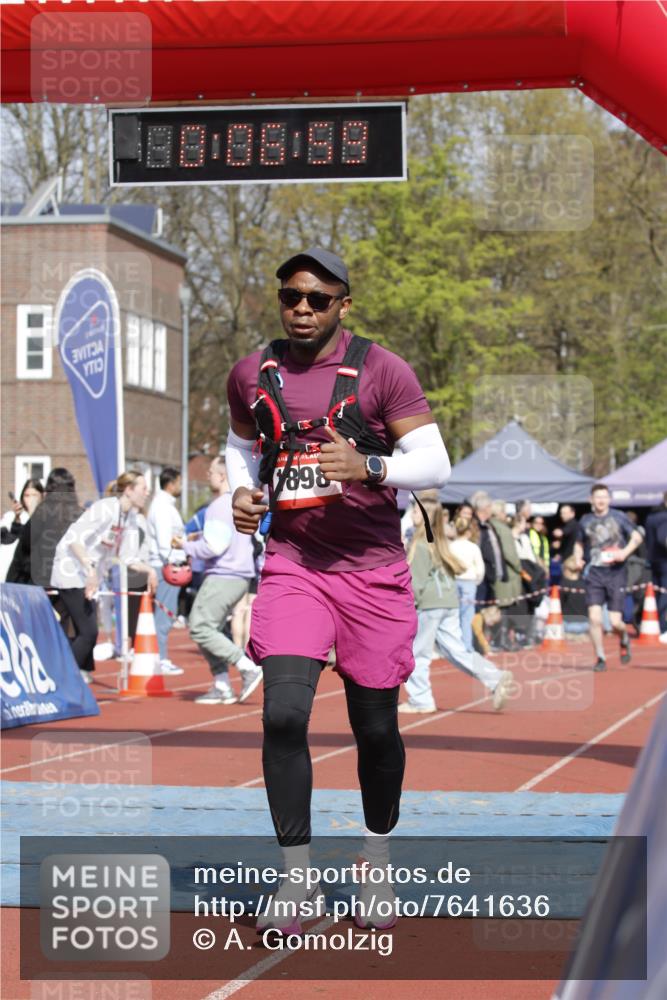 13.04.2025 - Hammer Lauf A. Gomolzig http://msf.ph/oto/7641636 13.04.2025 11:06:58 Ziel 229, 1898 meine-sportfotos.de